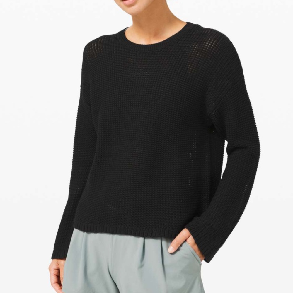 Lululemon Easy Embrace Long Sleeve Sweater Knit Women’s XS/Small Black
